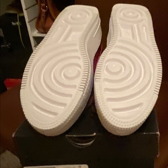 NIKE AIR FORCE SNEAKERS RED size 8 - Picture 5 of 9